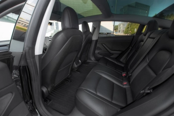 Car image 45