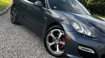 Car image 24