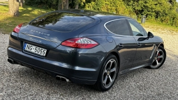 Car image 27