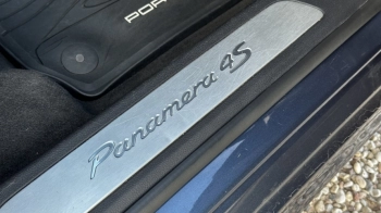 Car image 33