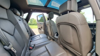Car image 39