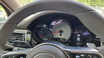 Car image 75