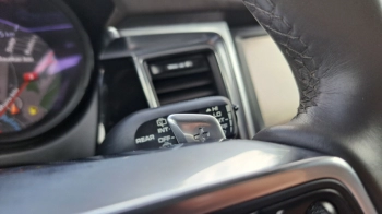 Car image 34