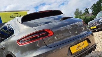 Car image 48