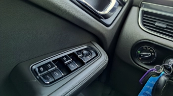 Car image 64