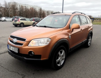 Car image 5
