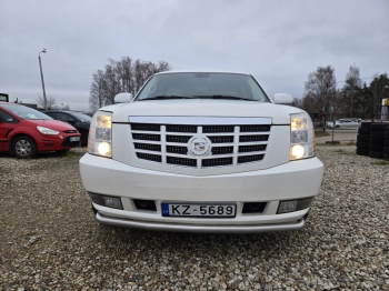Car image 39