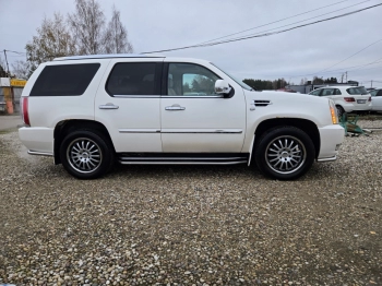 Car image 37