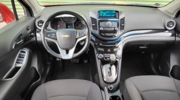 Car image 8