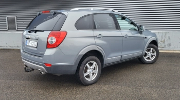Car image 21