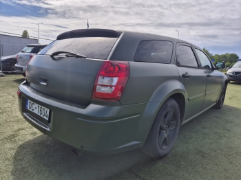 Car image 32