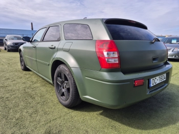 Car image 35