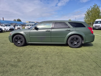 Car image 37
