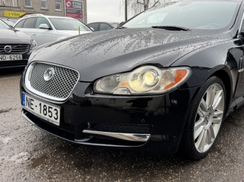 Car image 33