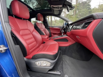 Car image 28