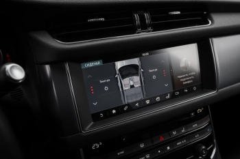 Car image 27