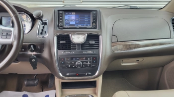 Car image 34