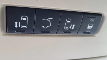 Car image 42