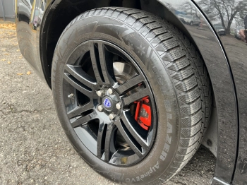 Car image 27