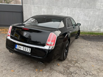 Car image 35