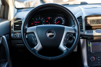 Car image 27