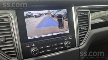 Car image 28