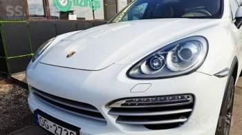 Car image 27
