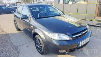 Car image 14