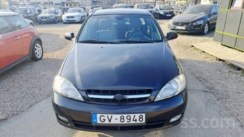 Car image 12