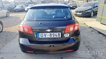 Car image 11