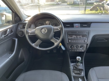 Car image 22