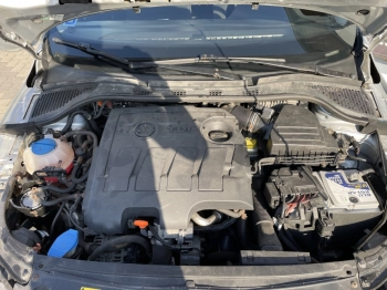Car image 49
