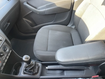 Car image 73
