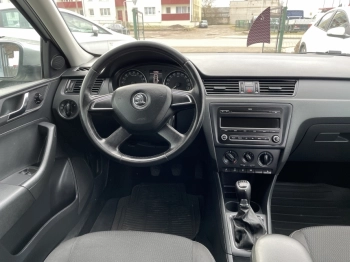Car image 92