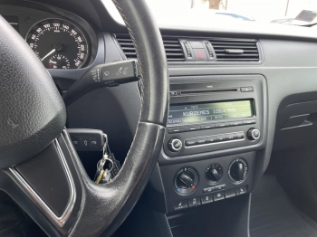 Car image 52