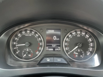 Car image 48