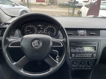 Car image 44