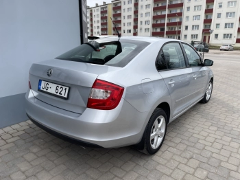 Car image 90