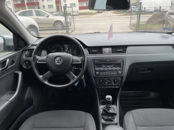 Car image 78