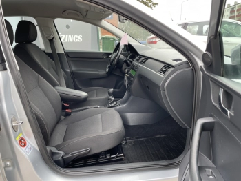 Car image 70