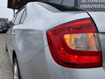Car image 38