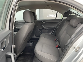 Car image 104