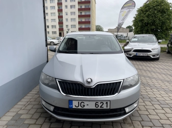 Car image 32