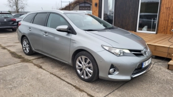Toyota Auris 1.8Hübriid (bensiin/elekter) 2014